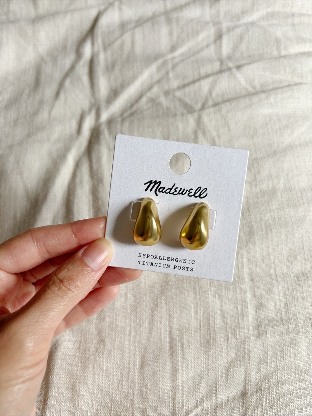 Madewell Gold Teardrop Stud Earrings - Picture 3 of 3